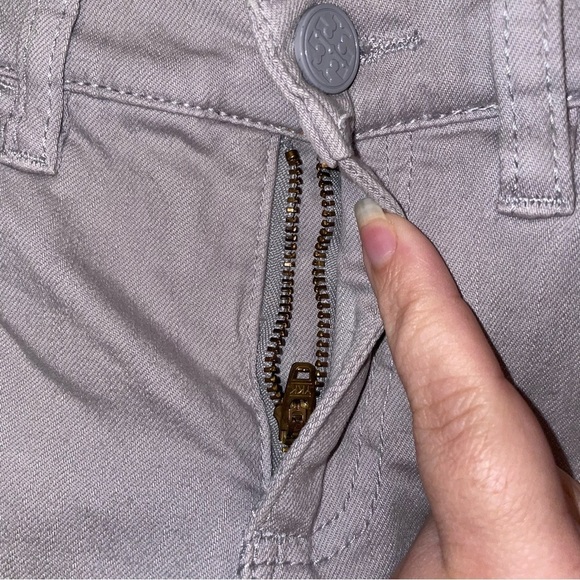 Tory Burch Gray Snap Button Hem Skinny Jeans Size 26 - Picture 3 of 10